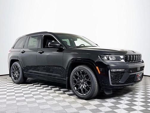 Diamond Black 2026 Jeep Grand Cherokee Summit