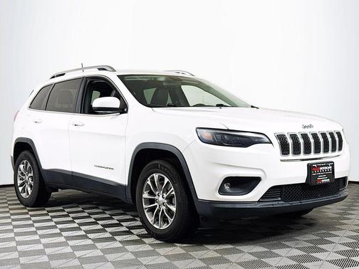Bright White Clearcoat 2019 Jeep Cherokee Latitude Plus