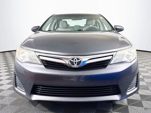 Magnetic Gray Metallic 2013 Toyota Camry LE