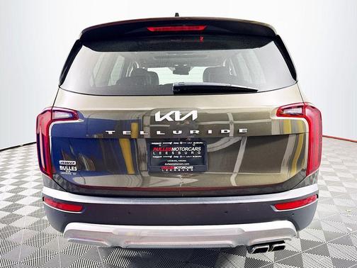 Dark Moss Green 2022 Kia Telluride S