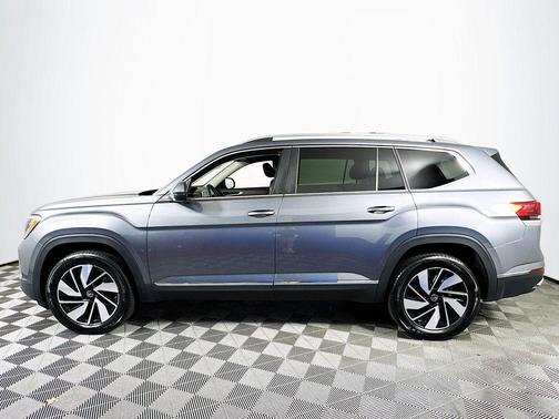 Platinum Gray Metallic 2024 Volkswagen Atlas 2.0T SEL