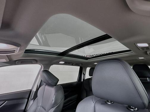 Ice Silver Metallic 2025 Subaru Ascent Limited