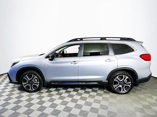 Ice Silver Metallic 2025 Subaru Ascent Limited