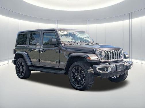 2025 Jeep Wrangler 4xe Sahara