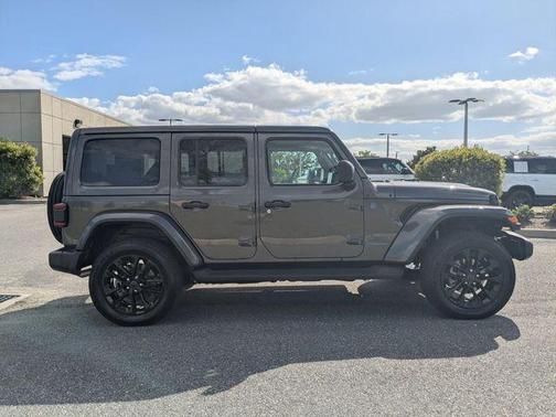 Granite Crystal Metallic Clearcoat 2025 Jeep Wrangler 4xe Sahara