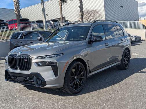 2026 BMW X7 M60i