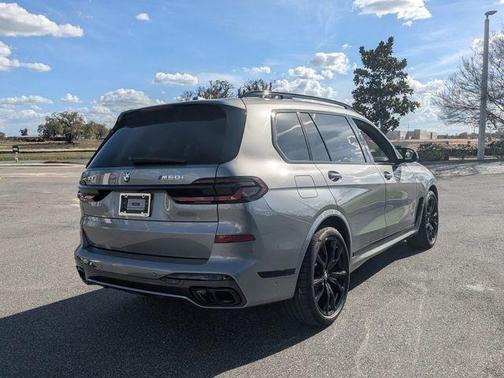 2026 BMW X7 M60i