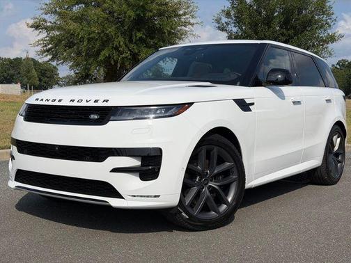 Fuji White 2024 Land Rover Range Rover Sport SE