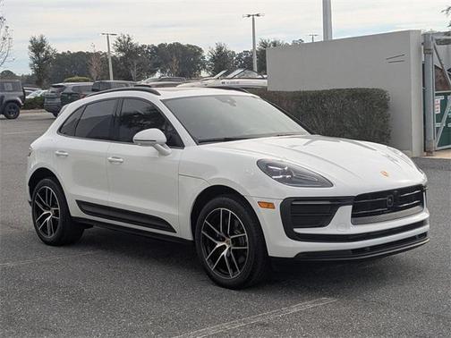 2024 Porsche Macan Base
