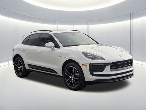 2024 Porsche Macan Base