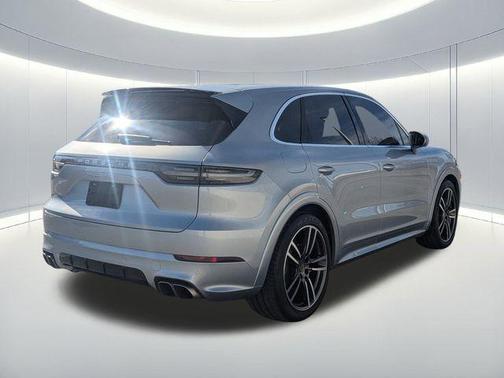 2020 Porsche Cayenne Turbo