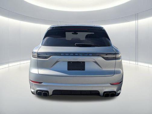 2020 Porsche Cayenne Turbo