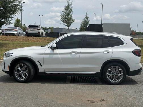 Mineral White Metallic 2023 BMW X3 xDrive30i