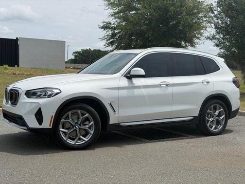 Mineral White Metallic 2023 BMW X3 xDrive30i