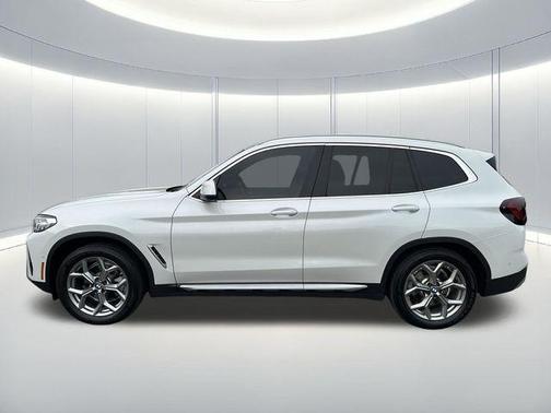 Mineral White Metallic 2023 BMW X3 xDrive30i