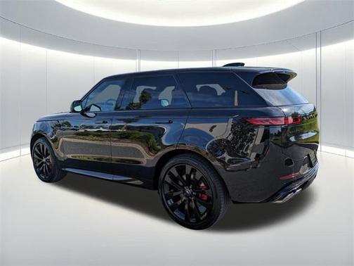 2025 Land Rover Range Rover Sport SE