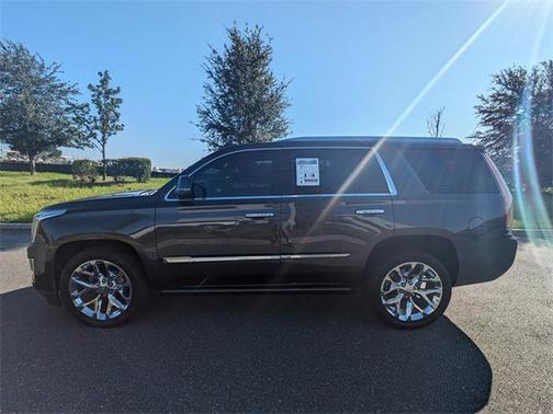 2018 Cadillac Escalade Premium Luxury