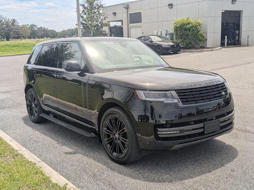 2024 Land Rover Range Rover P530 SE