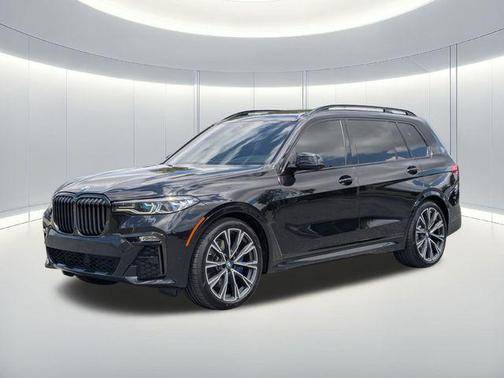 Black Sapphire Metallic 2021 BMW X7 M50i