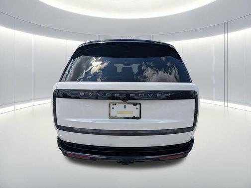 White Pearl 2026 Land Rover Range Rover Autobiography