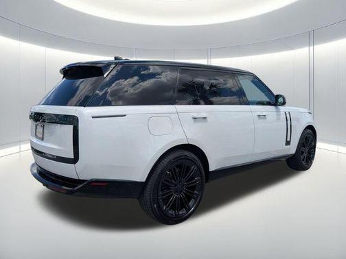 White Pearl 2026 Land Rover Range Rover Autobiography