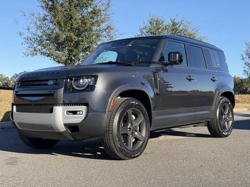 2021 Land Rover Defender 110 SE