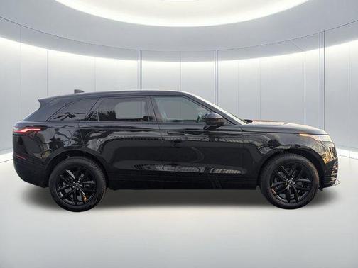 2026 Land Rover Range Rover Velar P250 SE R-Dynamic