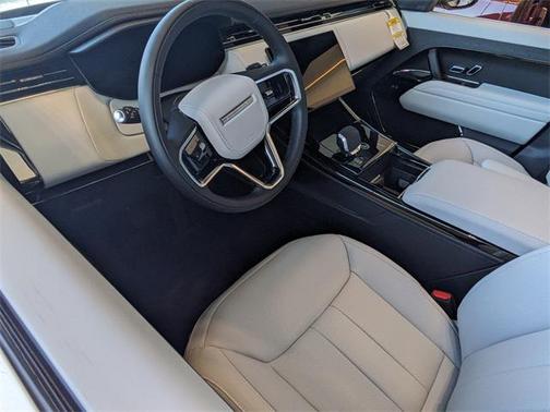 2025 Land Rover Range Rover Sport SE