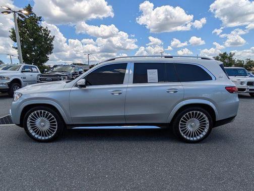 Cirrus Silver Metallic 2023 Mercedes-Benz Maybach GLS 600 4MATIC
