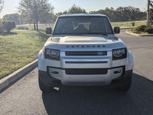 2021 Land Rover Defender 110 SE