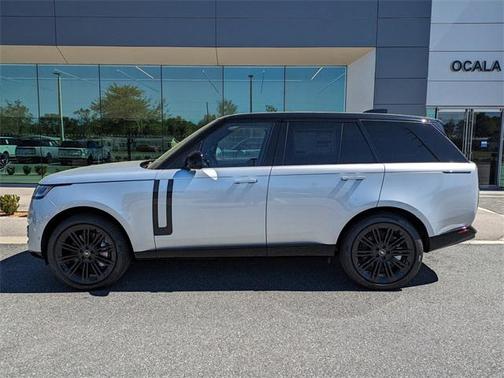 2025 Land Rover Range Rover P530 SE