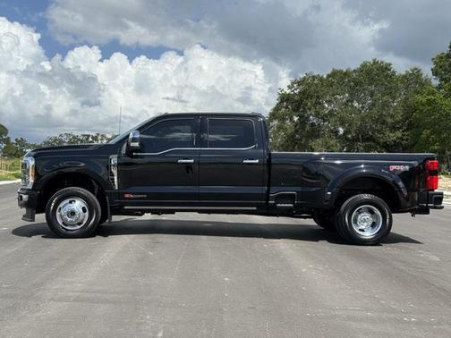 2023 Ford F-350 Platinum
