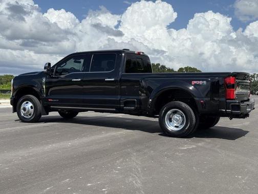 2023 Ford F-350 Platinum