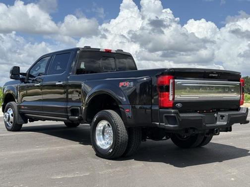 2023 Ford F-350 Platinum