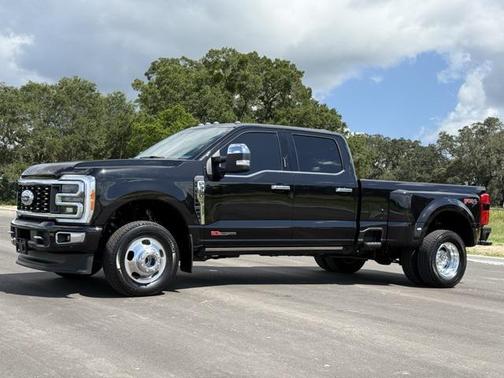 2023 Ford F-350 Platinum