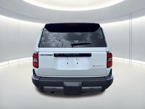 Wind Chill Pearl 2025 Toyota Land Cruiser Base