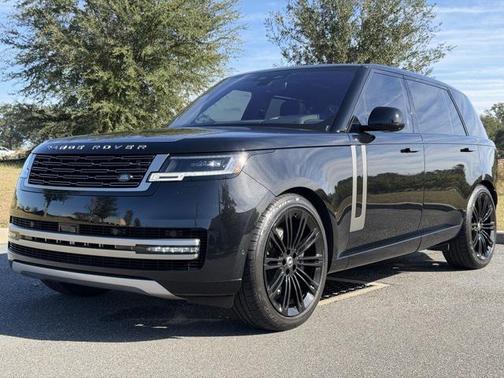 2023 Land Rover Range Rover P530 SE