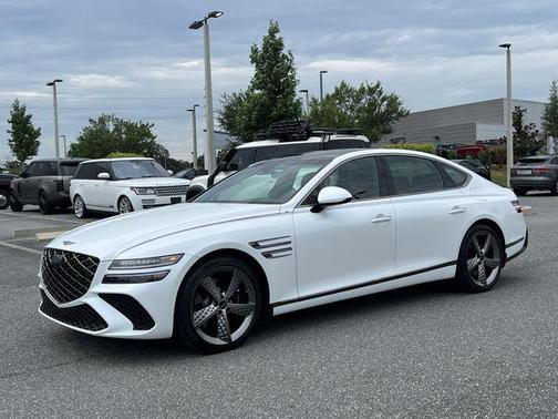 Uyuni White 2026 Genesis G80 3.5T Sport Prestige AWD