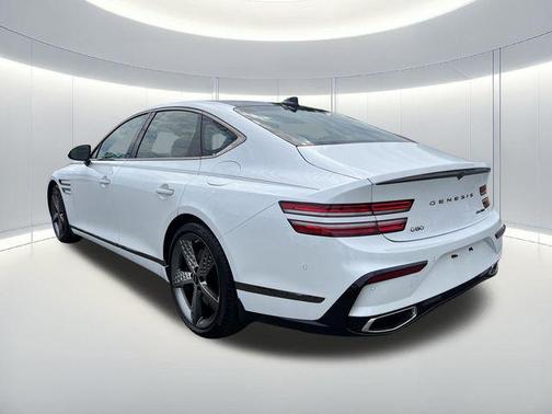 Uyuni White 2026 Genesis G80 3.5T Sport Prestige AWD