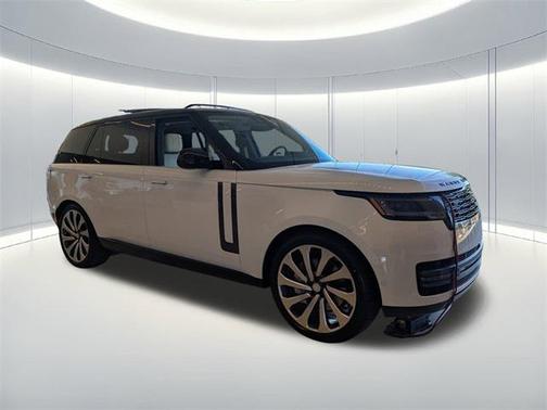 2025 Land Rover Range Rover P530 SE 7 Seat
