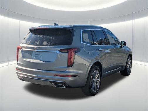 2023 Cadillac XT6 Premium Luxury FWD