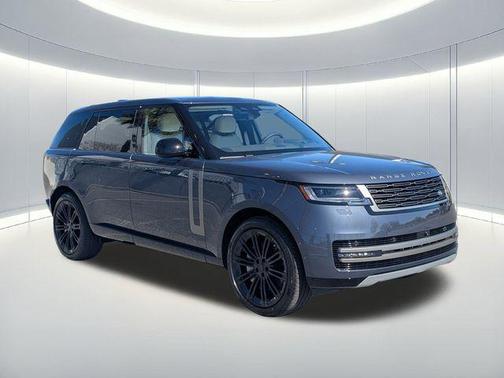 2026 Land Rover Range Rover P530 SE 7 Seat