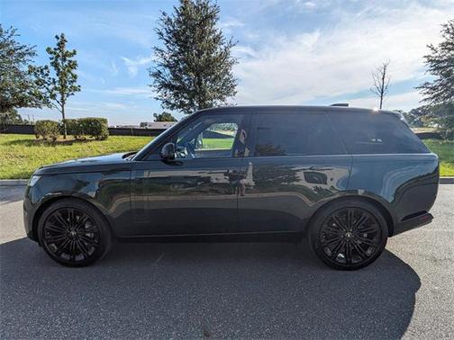 2025 Land Rover Range Rover P400 SE