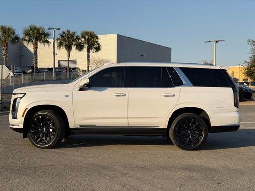 2025 Cadillac Escalade Premium Luxury