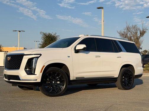2025 Cadillac Escalade Premium Luxury
