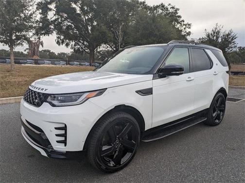 2025 Land Rover Discovery P360 Dynamic SE