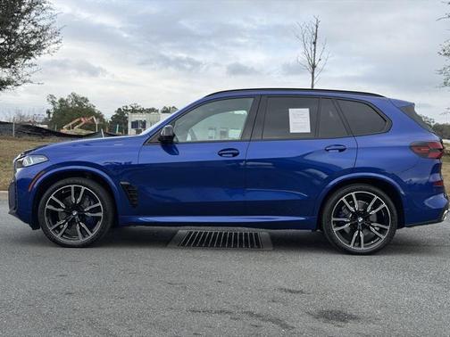 2024 BMW X5 M60i