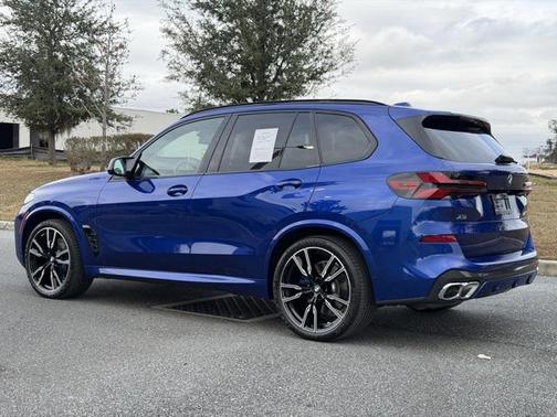 2024 BMW X5 M60i