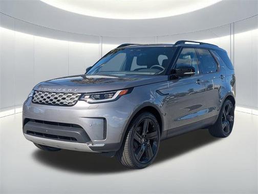 2025 Land Rover Discovery P300 S