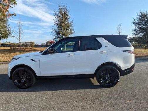 2025 Land Rover Discovery P360 Metropolitan Edition